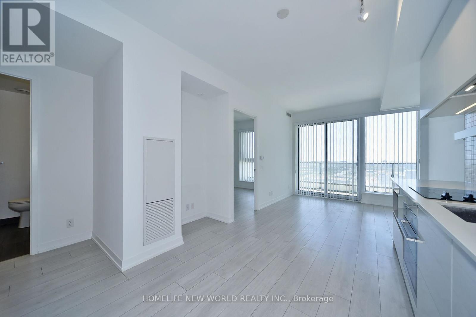 3006 - 5 Buttermill Avenue, Vaughan, Ontario L4K 0J5 - Photo 14 - N12549080