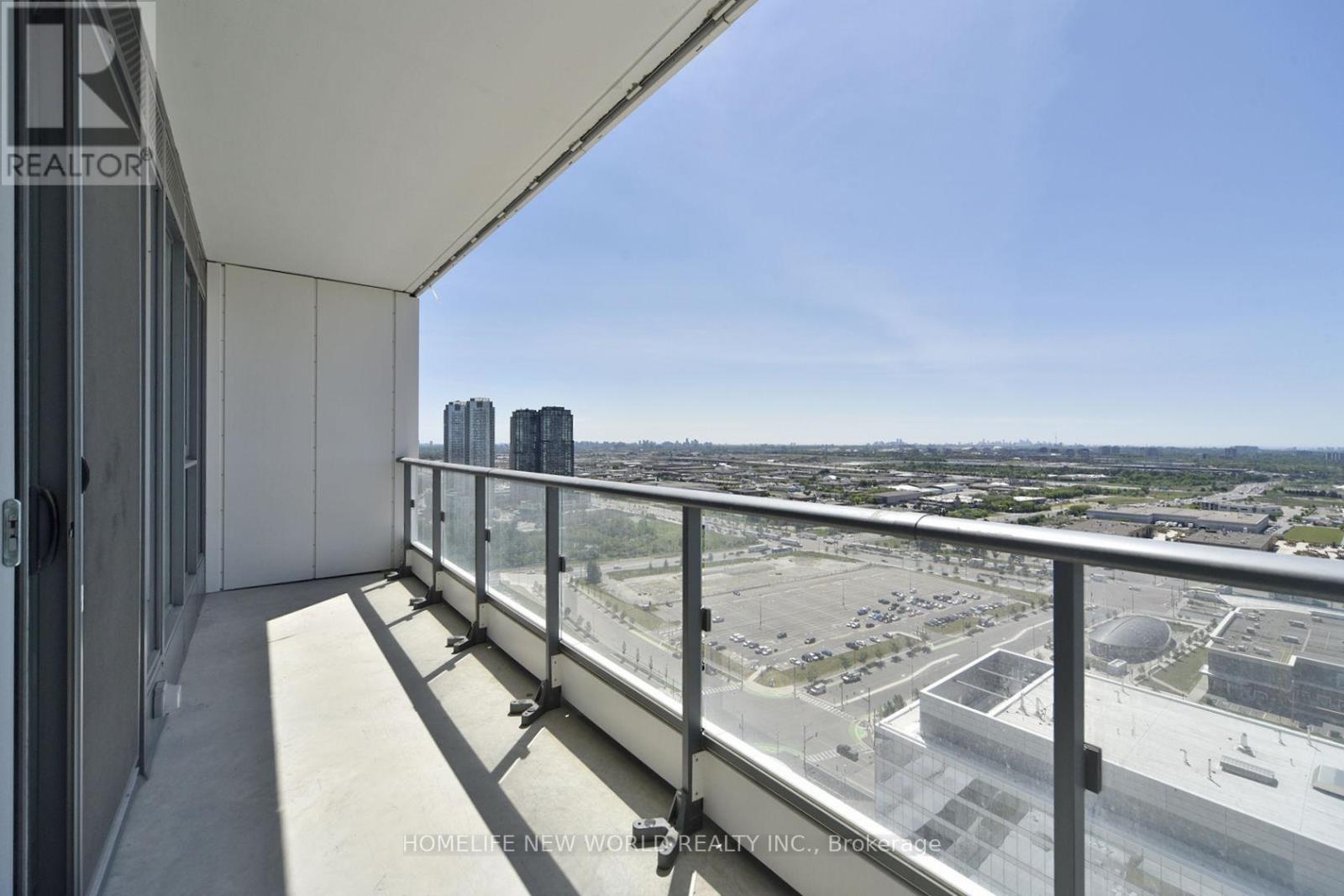 3006 - 5 Buttermill Avenue, Vaughan, Ontario L4K 0J5 - Photo 31 - N12549080