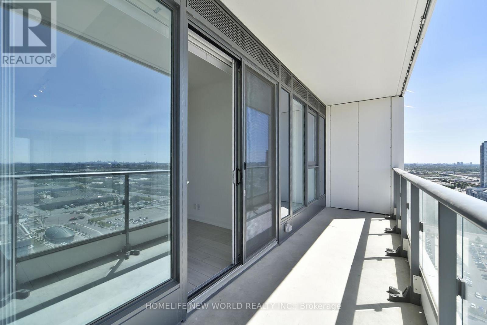 3006 - 5 Buttermill Avenue, Vaughan, Ontario L4K 0J5 - Photo 32 - N12549080