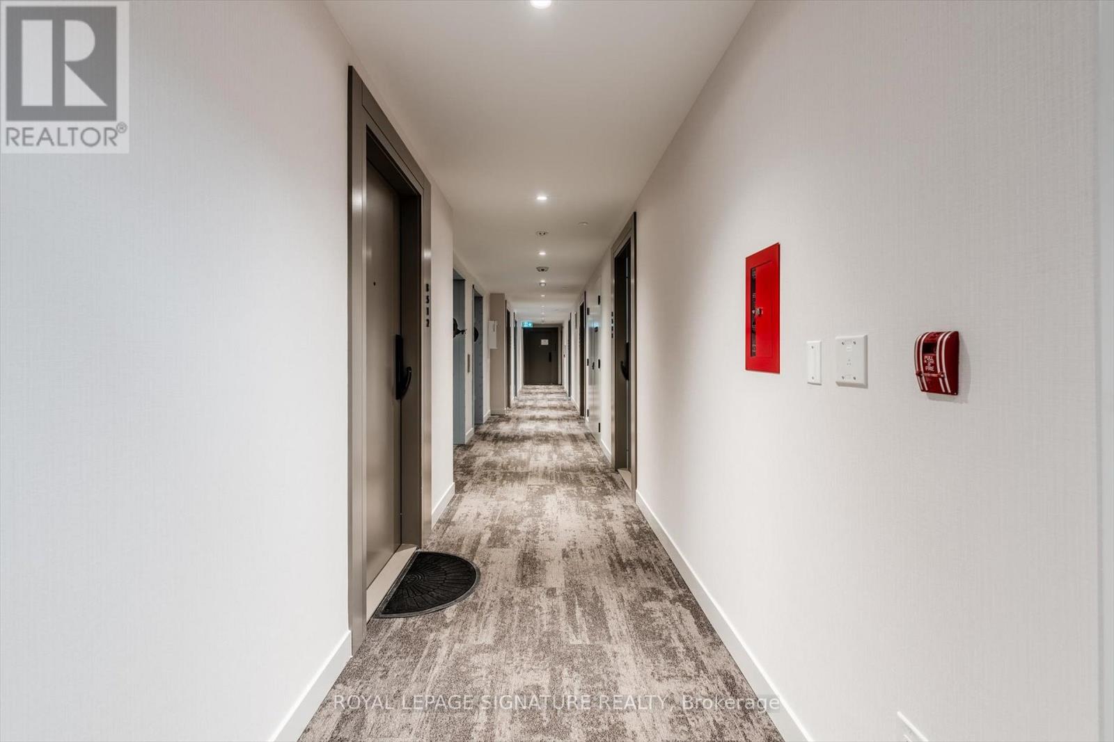 B510 - 3071 Trafalgar Road, Oakville, Ontario L6H 8C6 - Photo 18 - W12549058