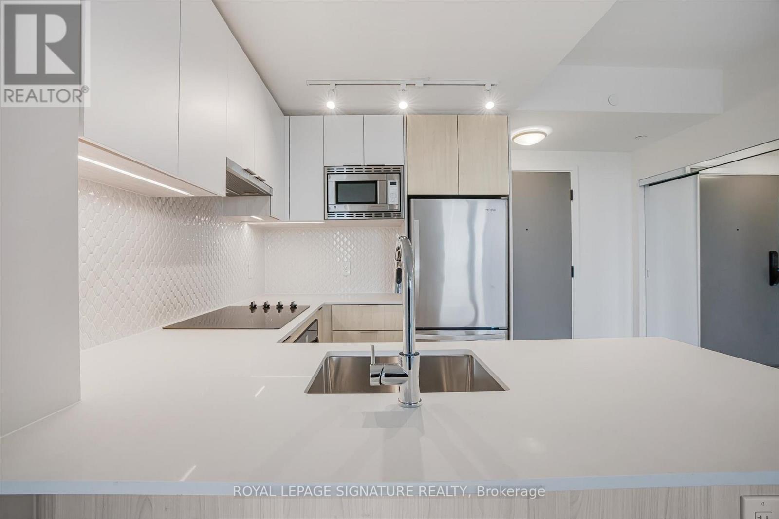 B510 - 3071 Trafalgar Road, Oakville, Ontario L6H 8C6 - Photo 26 - W12549058