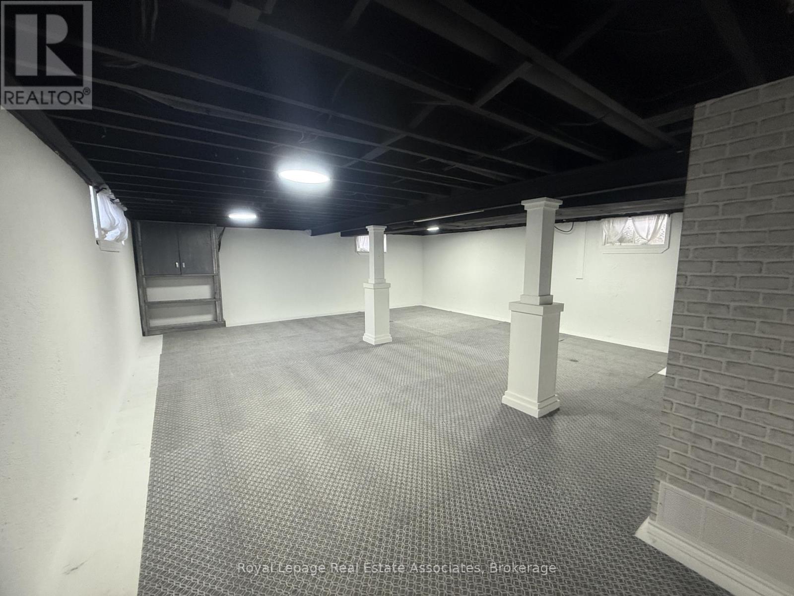 18 Fagan Drive, Halton Hills, Ontario L7G 4P3 - Photo 12 - W12549074