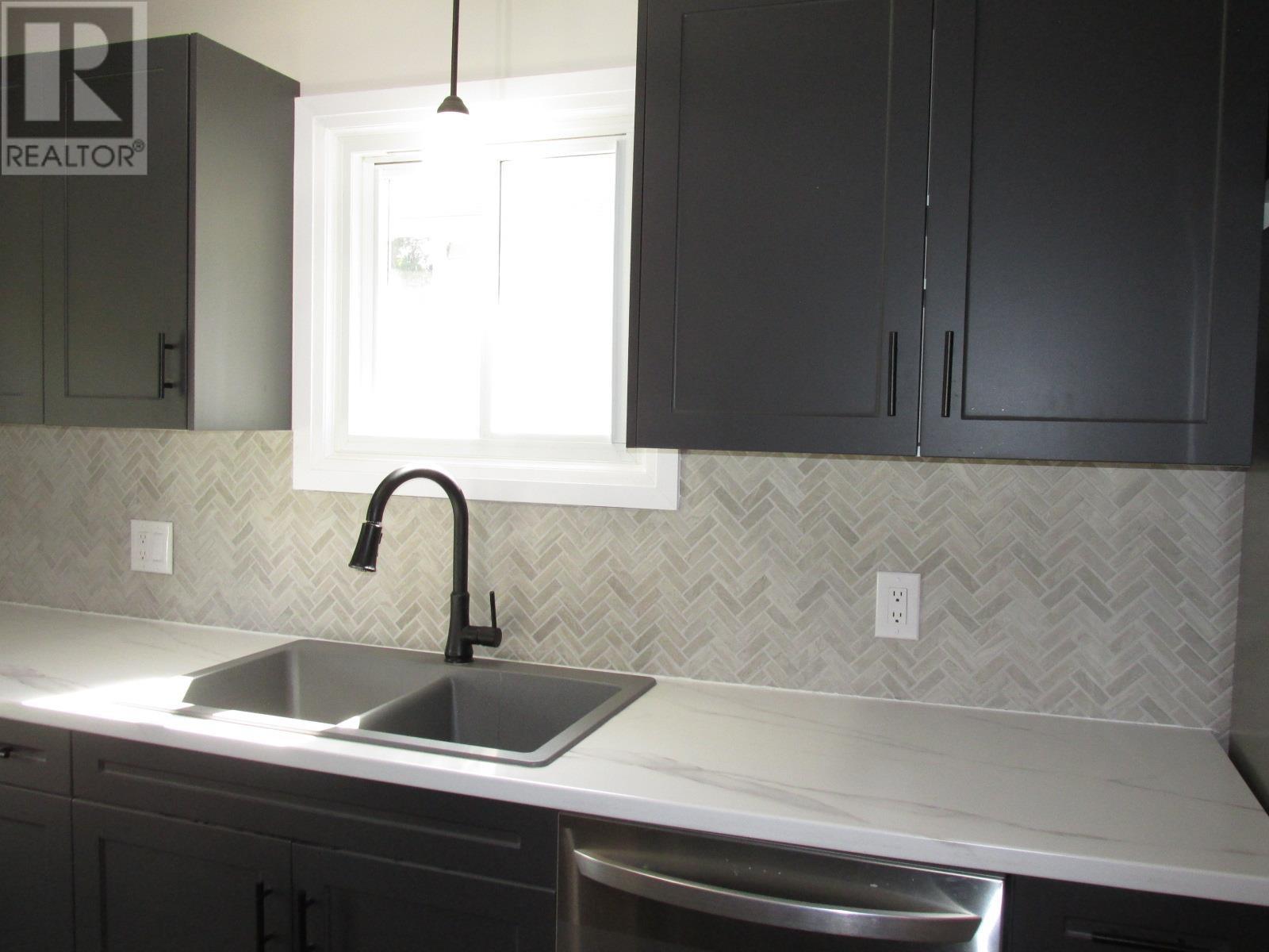 36 Hergott Ave, Elliot Lake, Ontario P5A 3A8 - Photo 22 - SM252622