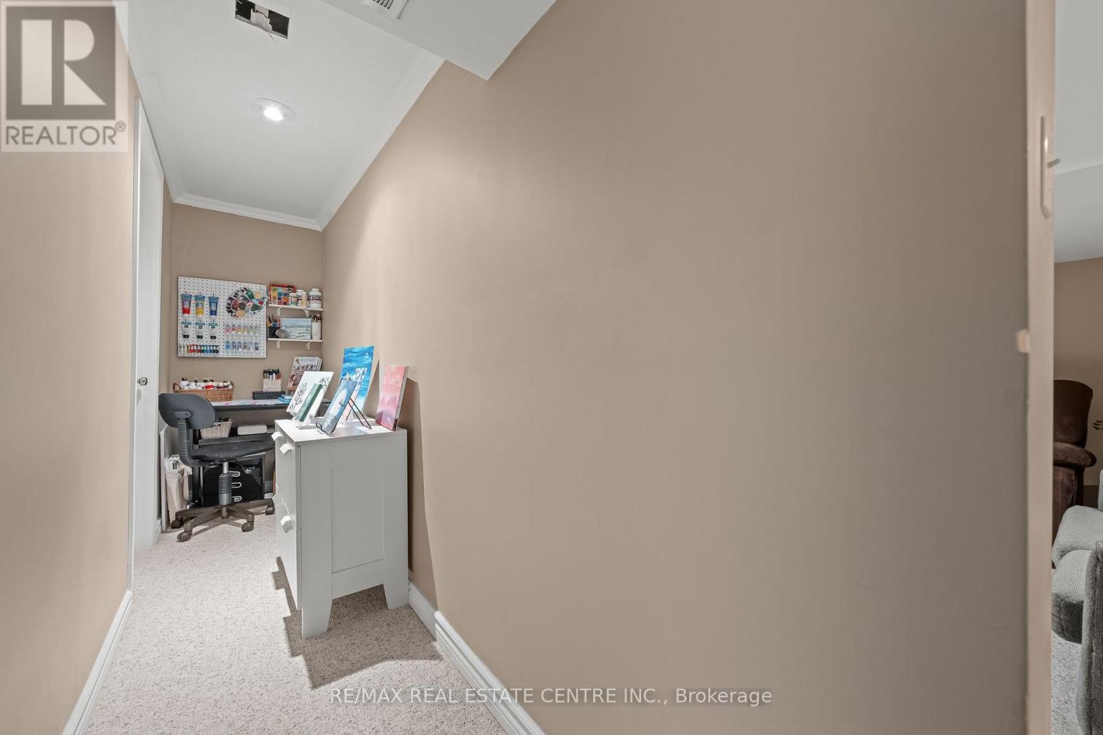 4 Irongate Drive, Brant, Ontario N3L 4G4 - Photo 25 - X12549064