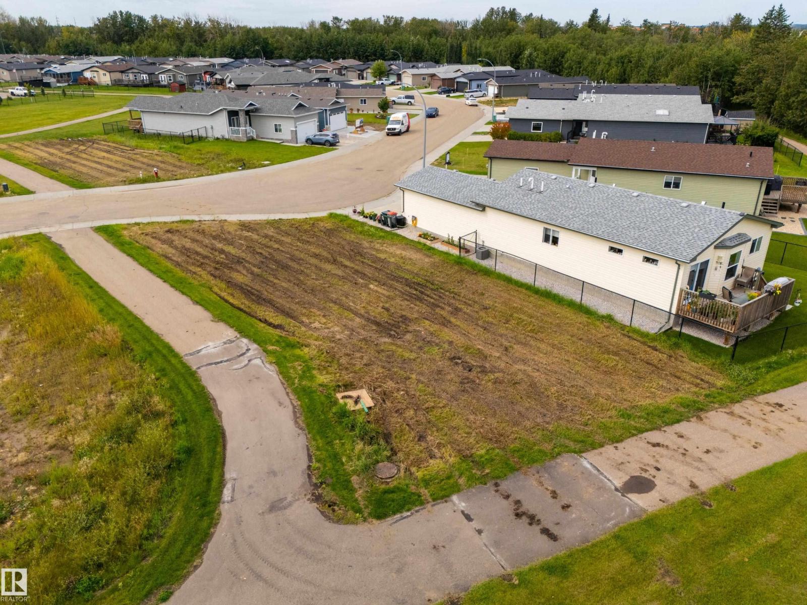 30 Sun Meadows Cl, Stony Plain, Alberta  T7Z 0K1 - Photo 4 - E4465897