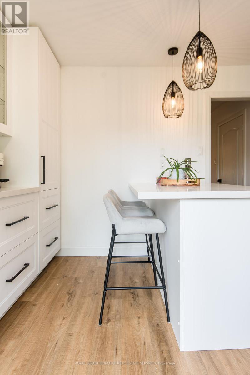 7 Trent Avenue, Toronto, Ontario M4C 5C6 - Photo 7 - E12549092