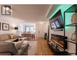 7 TRENT AVENUE, Toronto, Ontario