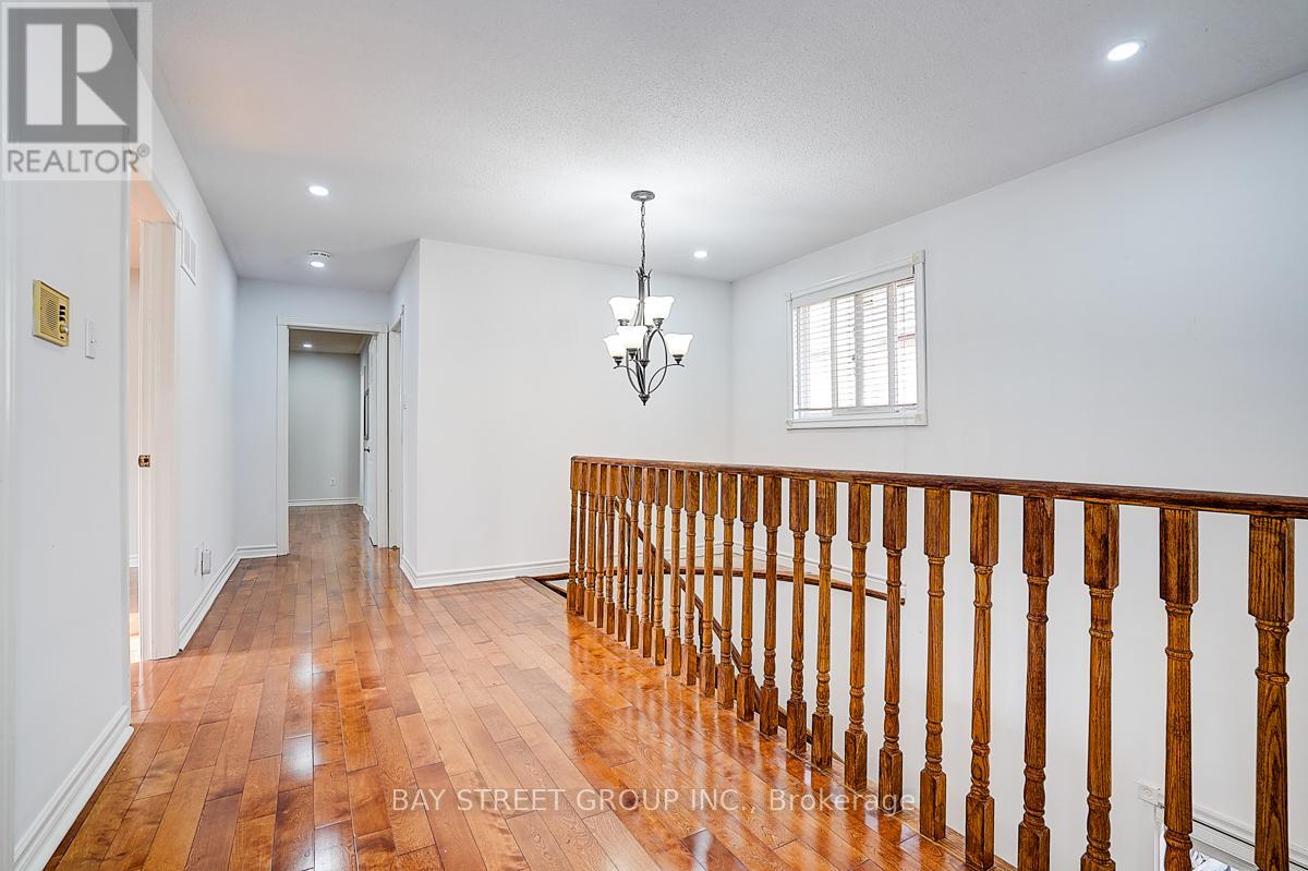 8 Muster Court, Markham, Ontario L3R 9G5 - Photo 28 - N12549086