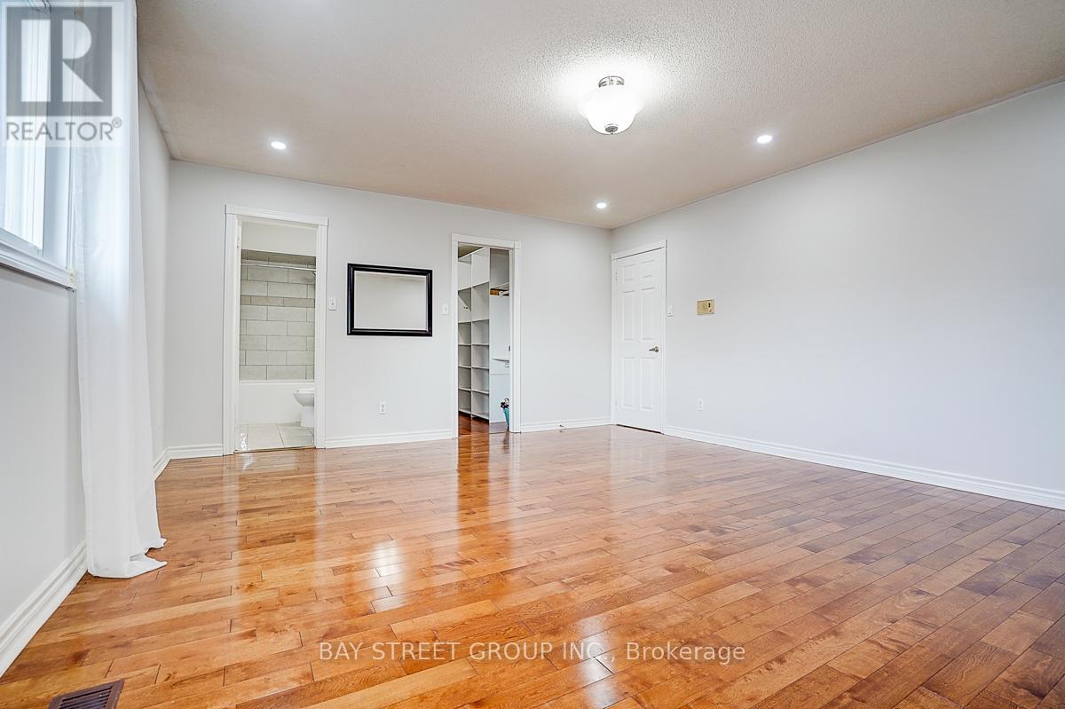 8 Muster Court, Markham, Ontario L3R 9G5 - Photo 29 - N12549086