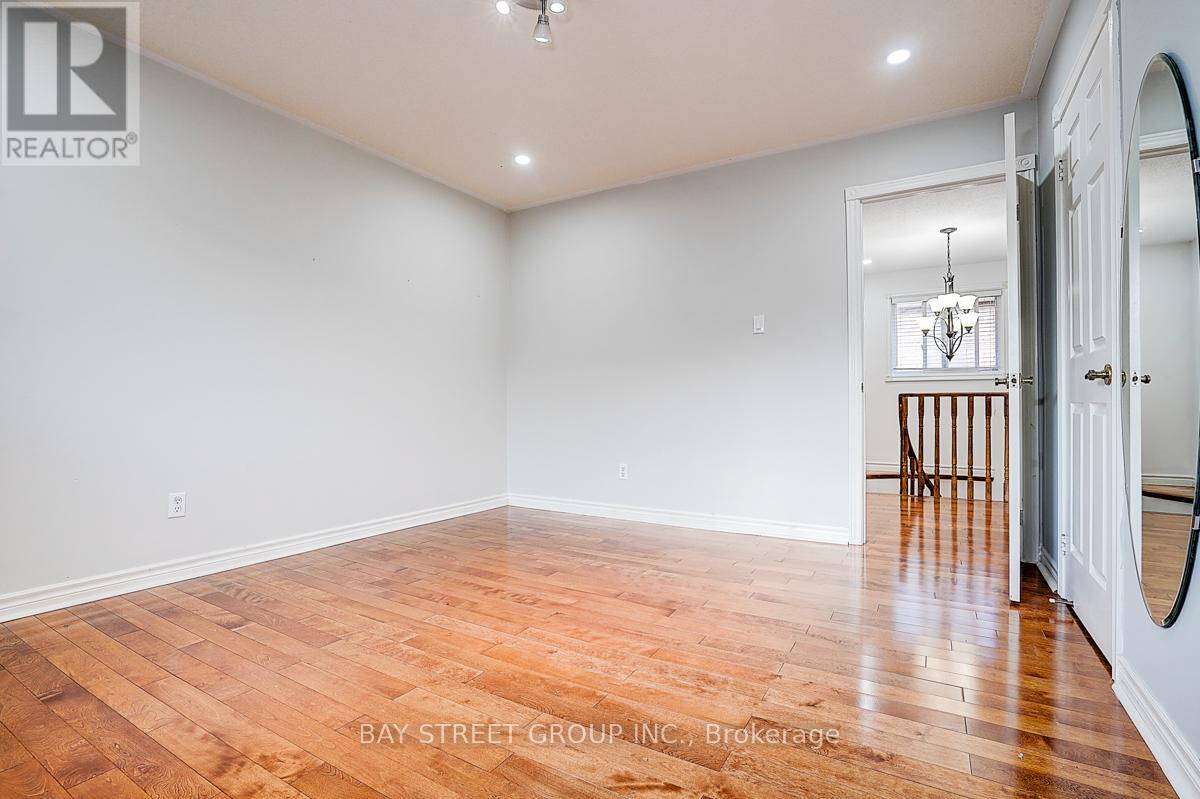 8 Muster Court, Markham, Ontario L3R 9G5 - Photo 35 - N12549086