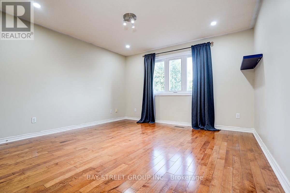 8 Muster Court, Markham, Ontario L3R 9G5 - Photo 38 - N12549086