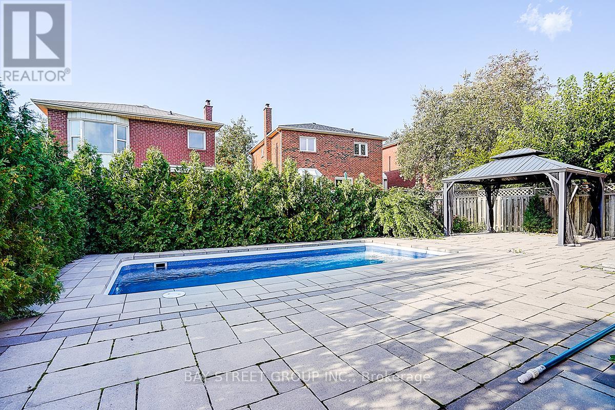 8 Muster Court, Markham, Ontario L3R 9G5 - Photo 46 - N12549086