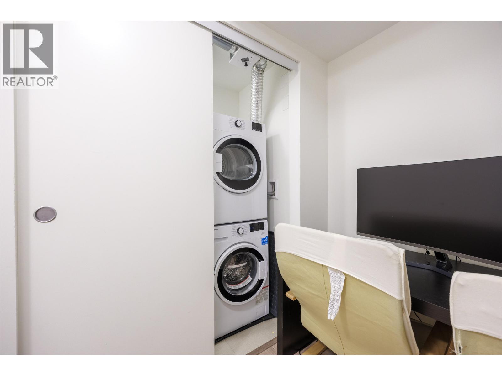 207 8940 University Crescent, Burnaby, British Columbia  V5A 4Y8 - Photo 6 - R3064907