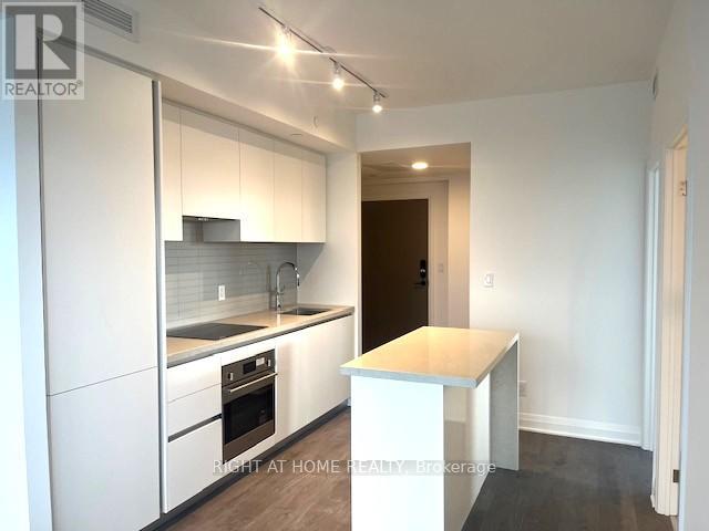 3907 - 4015 The Exchange Street, Mississauga, Ontario L5B 0N9 - Photo 10 - W12549084