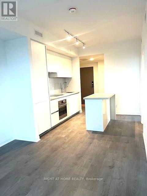 3907 - 4015 The Exchange Street, Mississauga, Ontario L5B 0N9 - Photo 11 - W12549084