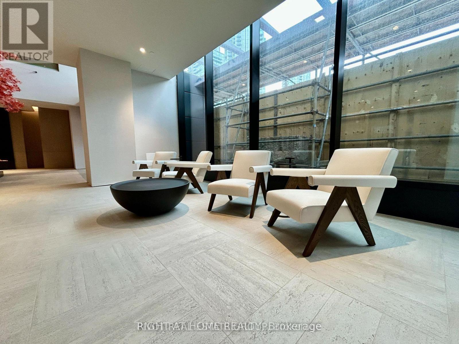 3907 - 4015 The Exchange Street, Mississauga, Ontario L5B 0N9 - Photo 4 - W12549084