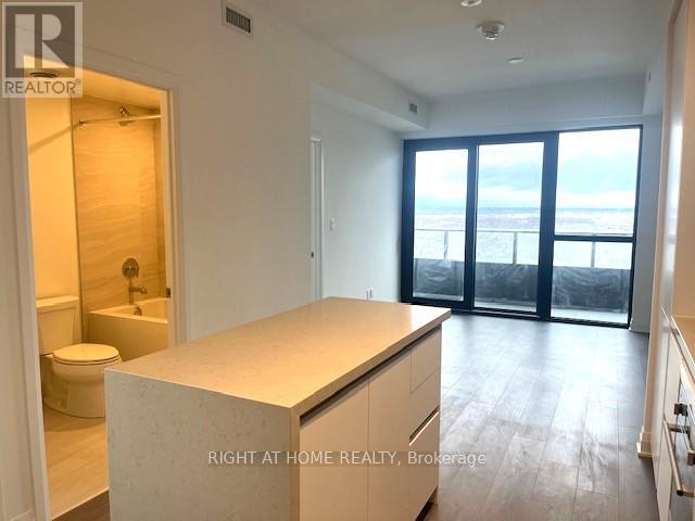 3907 - 4015 The Exchange Street, Mississauga, Ontario L5B 0N9 - Photo 8 - W12549084