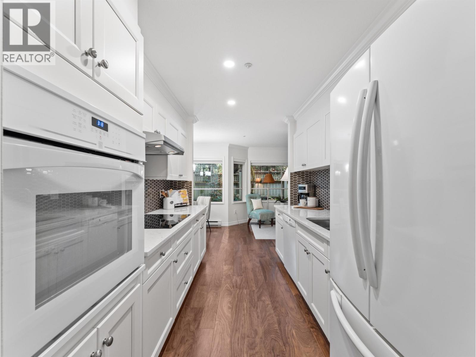 107 3690 Banff Court, North Vancouver, British Columbia  V7H 2Y7 - Photo 9 - R3067363