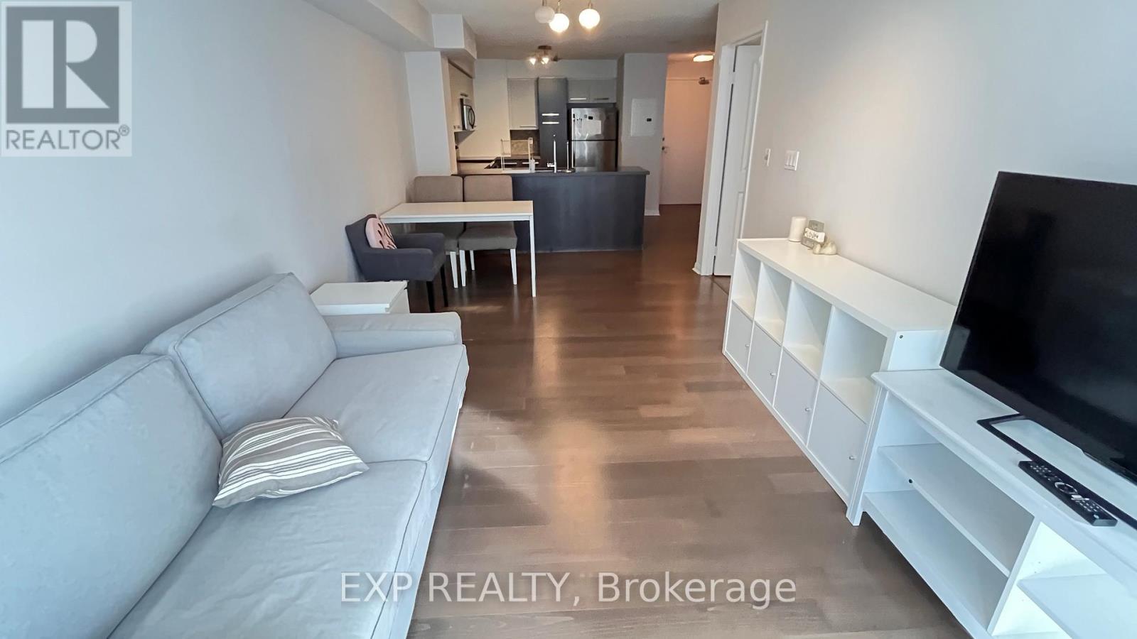 802 - 11 St Joseph Street, Toronto, Ontario  M4Y 3G4 - Photo 10 - C12549094