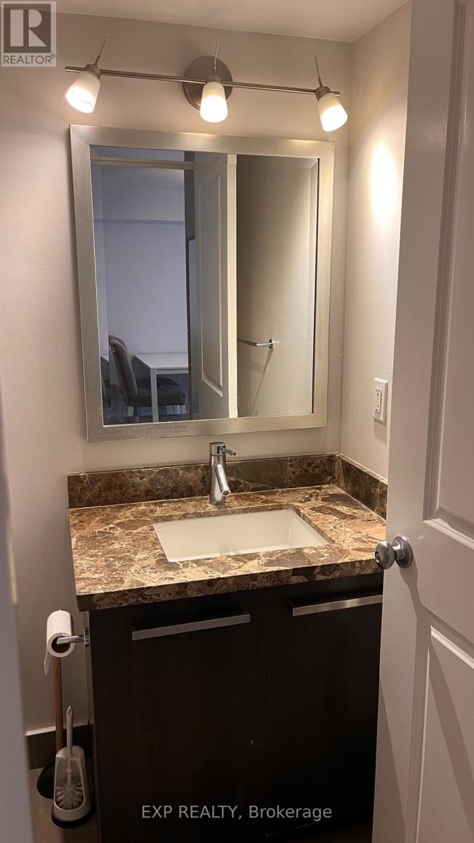 802 - 11 St Joseph Street, Toronto, Ontario  M4Y 3G4 - Photo 12 - C12549094