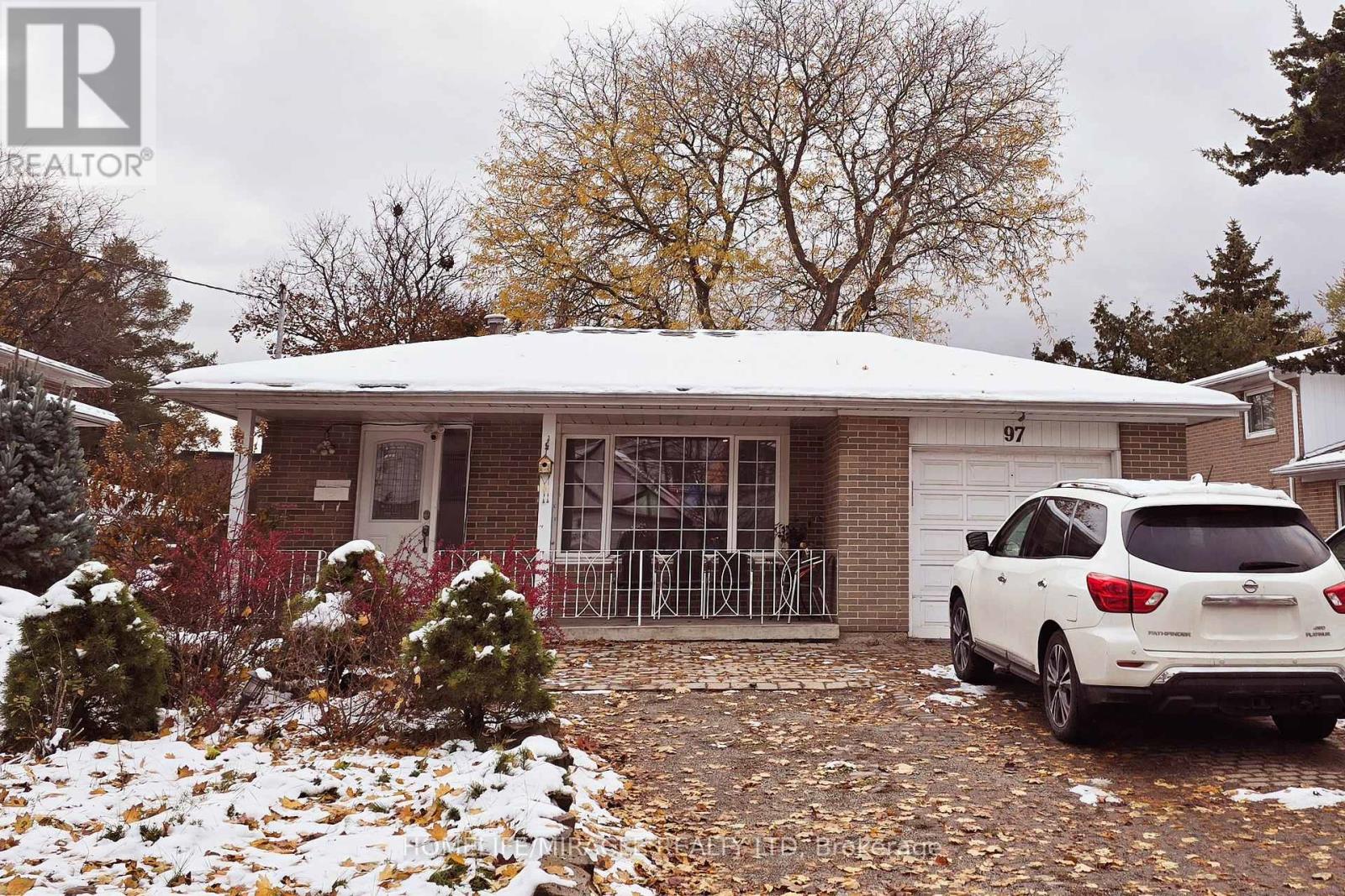 97 Nymark Avenue, Toronto, Ontario  M2J 2H1 - Photo 2 - C12549114