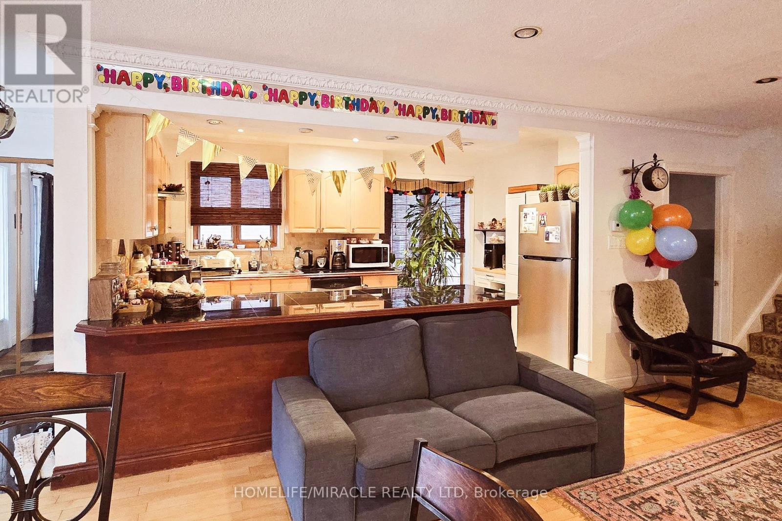 97 Nymark Avenue, Toronto, Ontario  M2J 2H1 - Photo 5 - C12549114