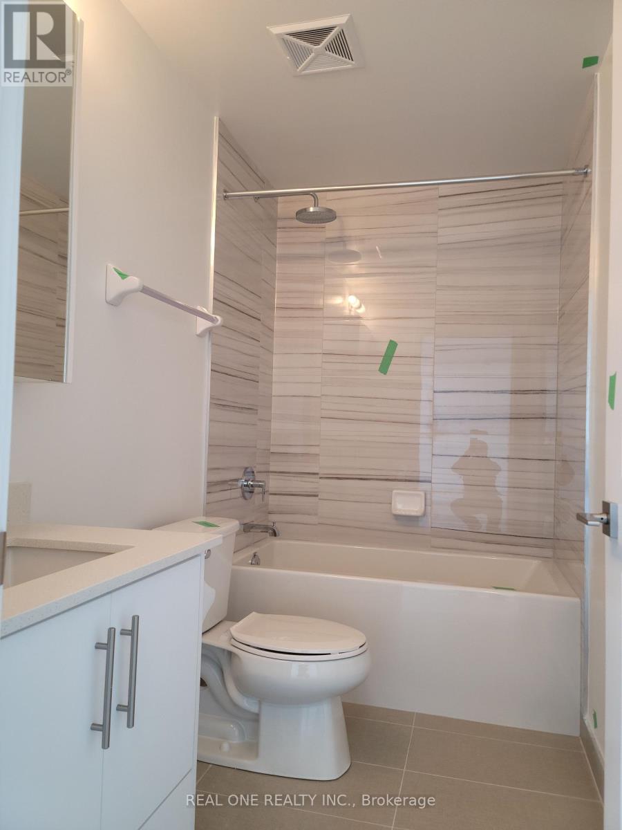 1015 - 85 Oneida Crescent, Richmond Hill, Ontario  L4B 0A6 - Photo 13 - N12549100