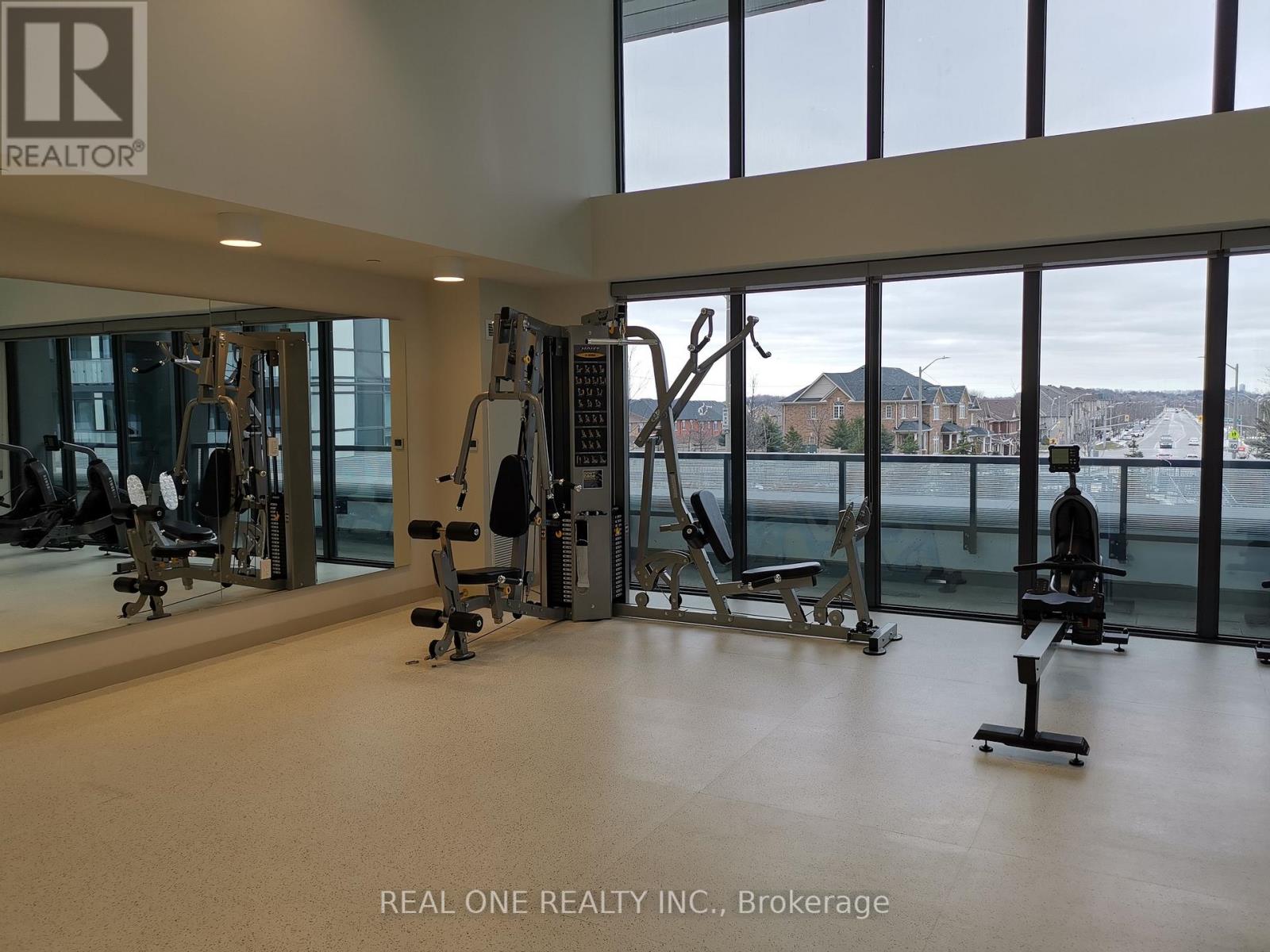 1015 - 85 Oneida Crescent, Richmond Hill, Ontario  L4B 0A6 - Photo 16 - N12549100