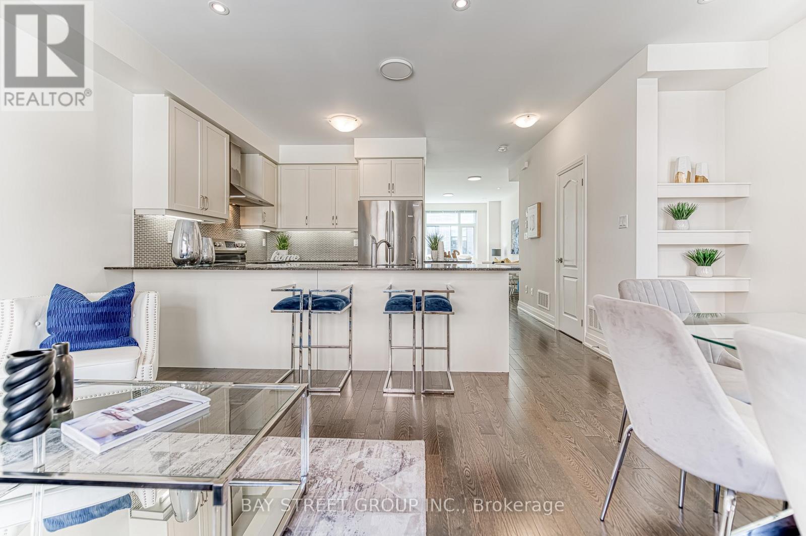 28 William Saville Street, Markham, Ontario  L3R 9S3 - Photo 15 - N12549106