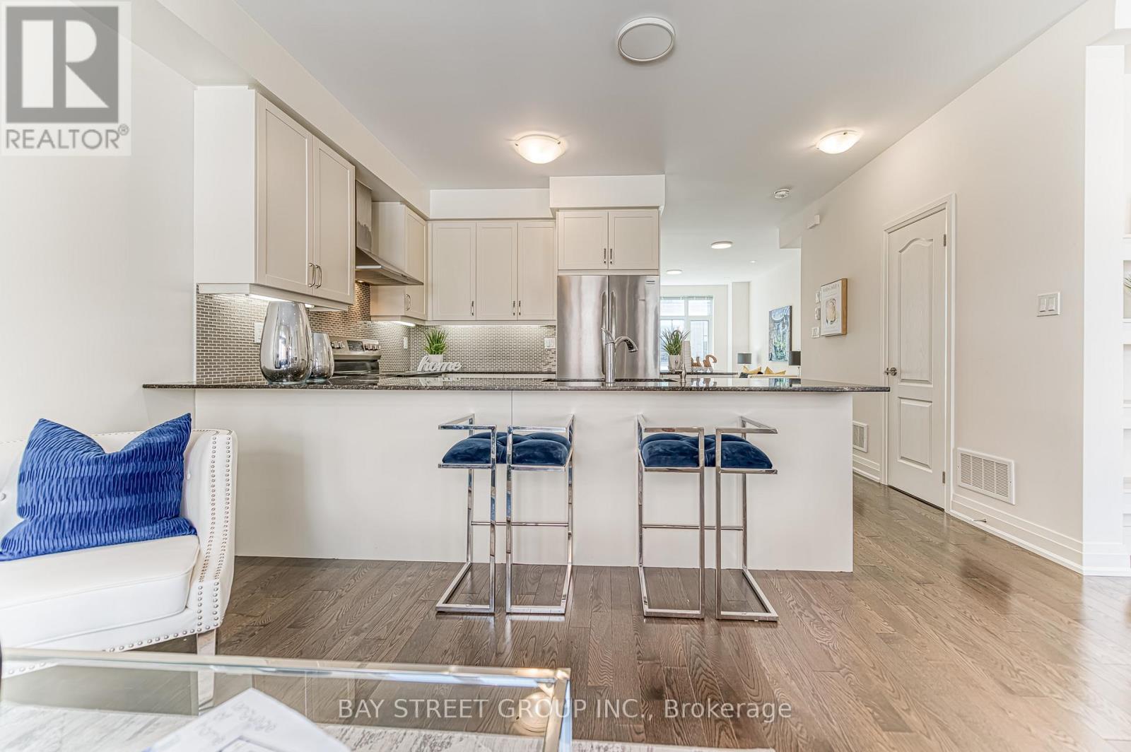 28 William Saville Street, Markham, Ontario  L3R 9S3 - Photo 16 - N12549106