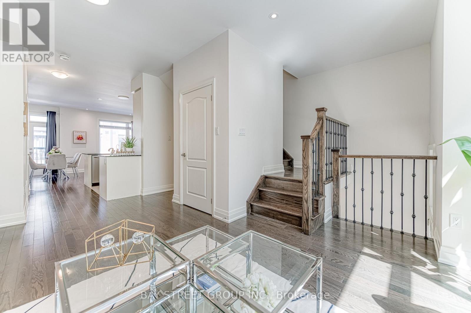 28 William Saville Street, Markham, Ontario  L3R 9S3 - Photo 21 - N12549106