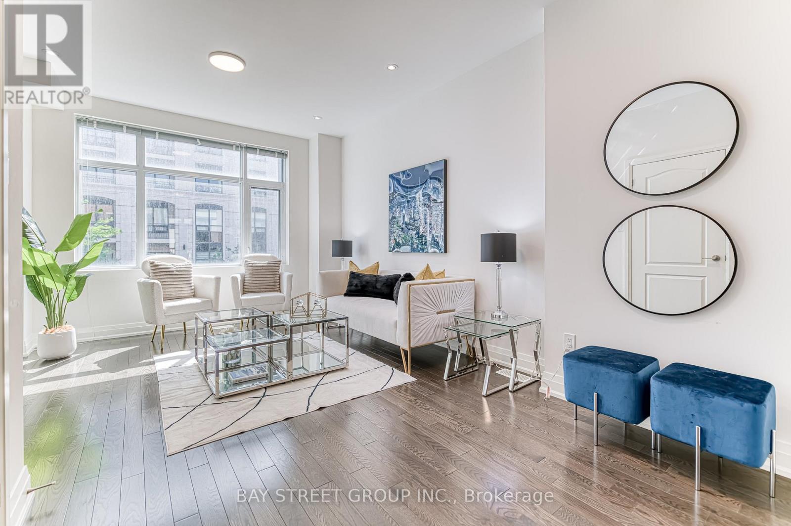 28 William Saville Street, Markham, Ontario  L3R 9S3 - Photo 7 - N12549106