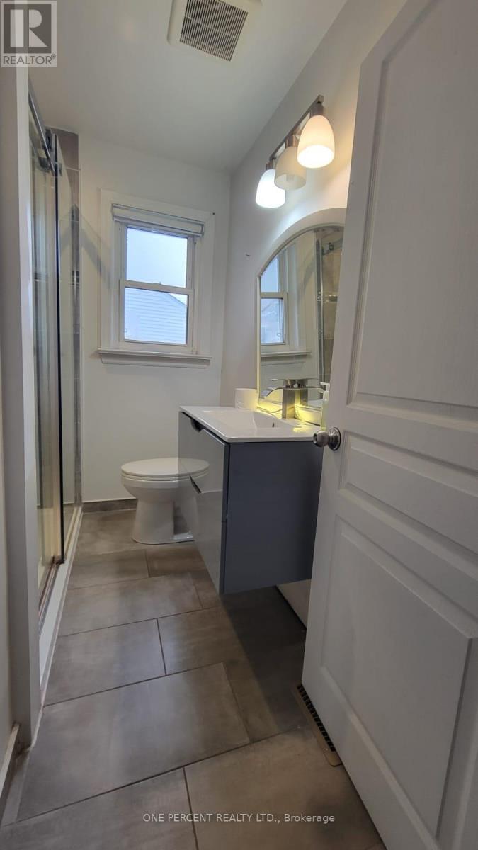 3417 Palgrave Road, Mississauga, Ontario L5B 1V9 - Photo 11 - W12549104