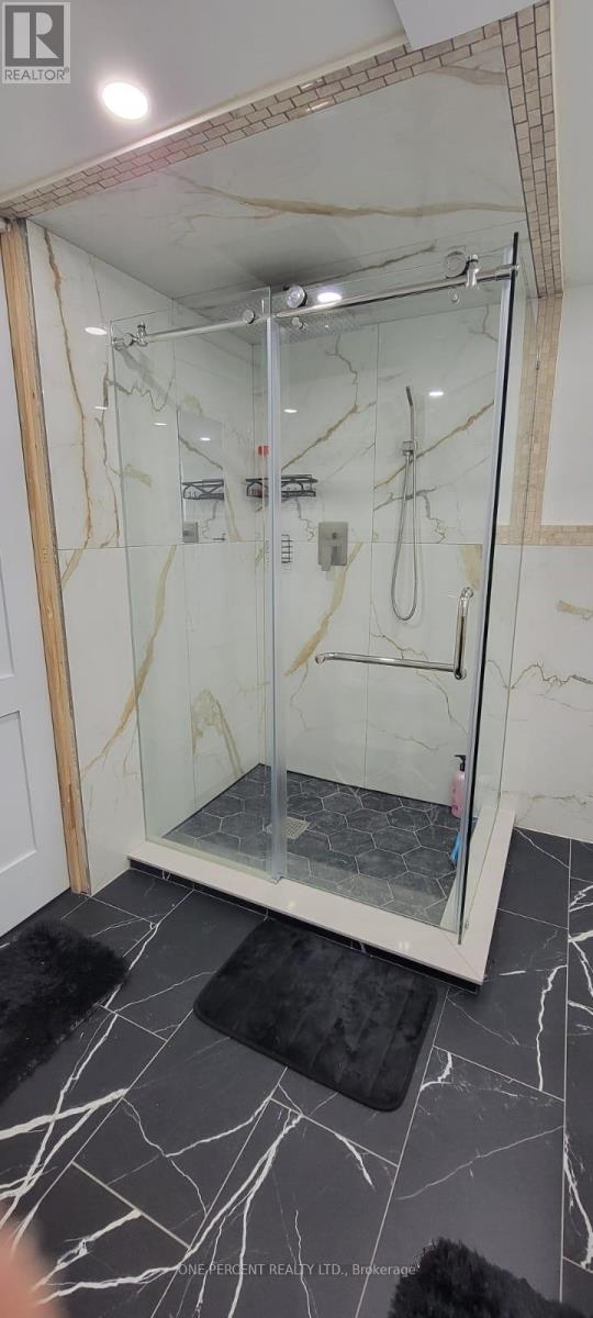 3417 Palgrave Road, Mississauga, Ontario L5B 1V9 - Photo 19 - W12549104