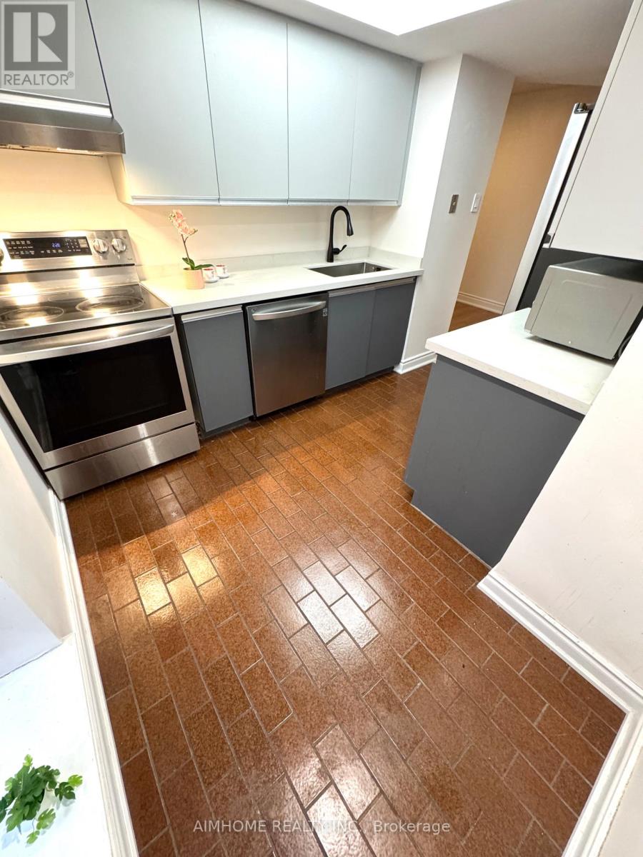 308 - 701 King Street W, Toronto, Ontario M5V 2W7 - Photo 12 - C12548956