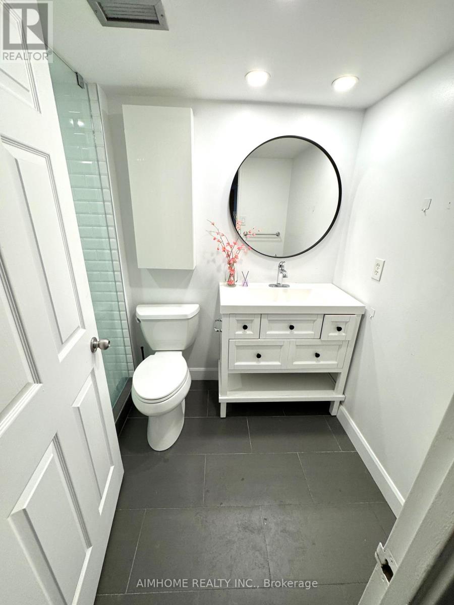 308 - 701 King Street W, Toronto, Ontario M5V 2W7 - Photo 8 - C12548956