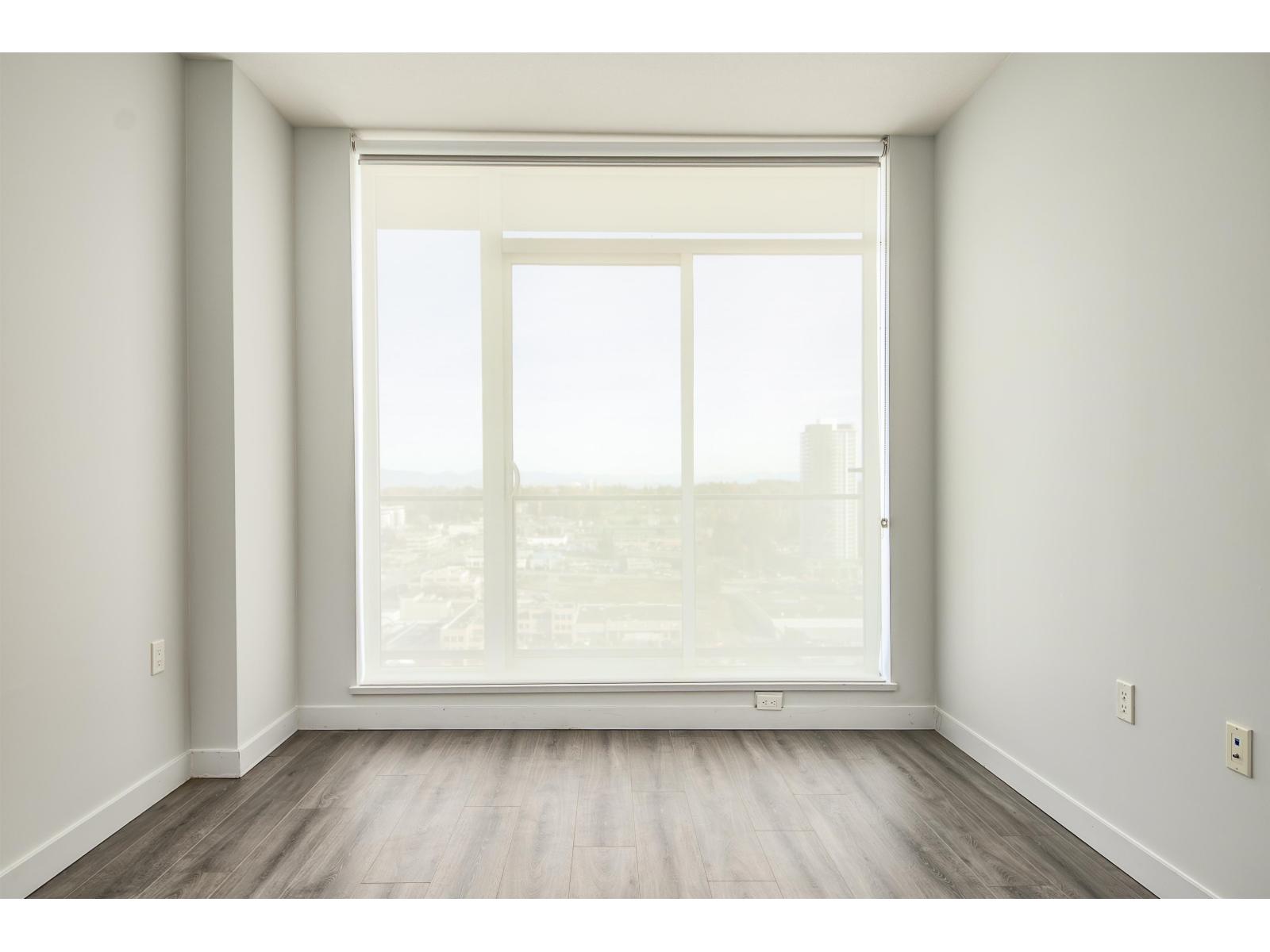 2004 13495 Central Avenue, Surrey, British Columbia V3T 0K2 - Photo 4 - R3063875