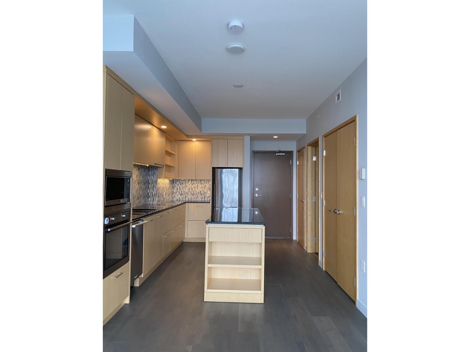 2004 13495 Central Avenue, Surrey, British Columbia V3T 0K2 - Photo 7 - R3063875