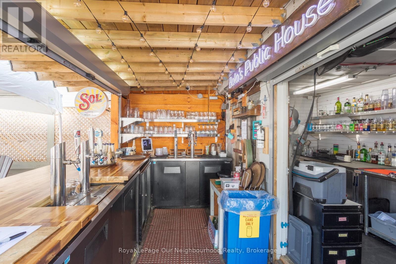 1010 Bala Falls Road, Muskoka Lakes, Ontario L0C 1A0 - Photo 15 - X12549116