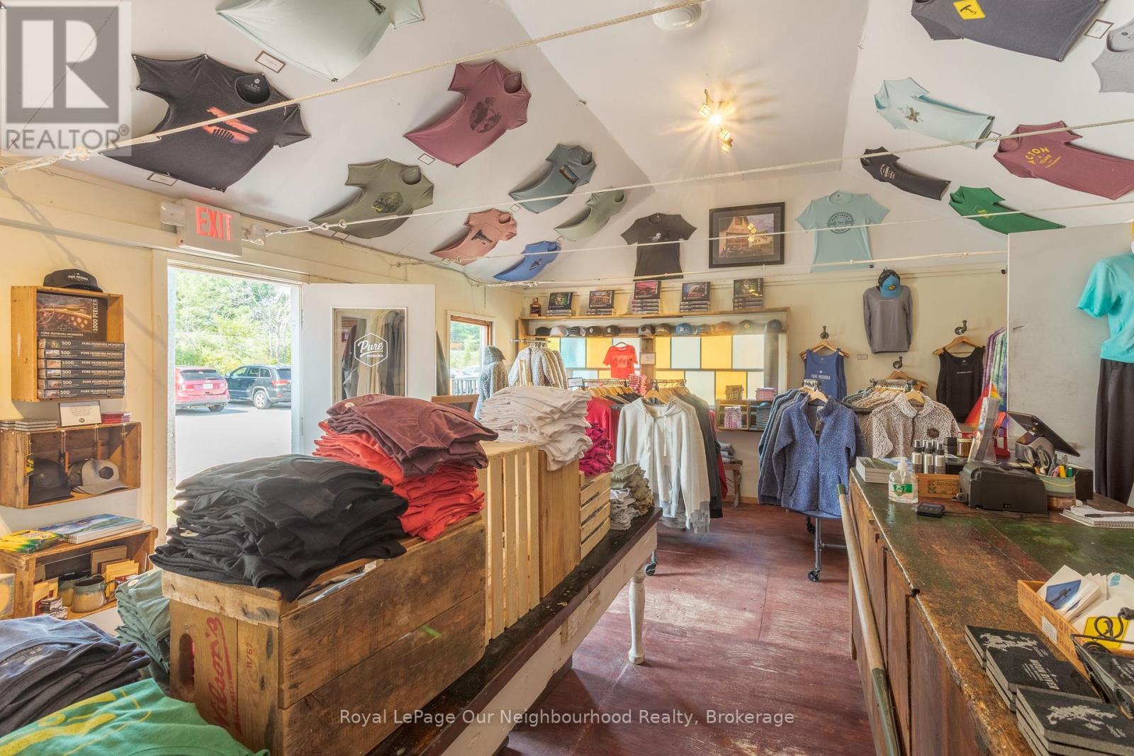 1010 Bala Falls Road, Muskoka Lakes, Ontario L0C 1A0 - Photo 21 - X12549116