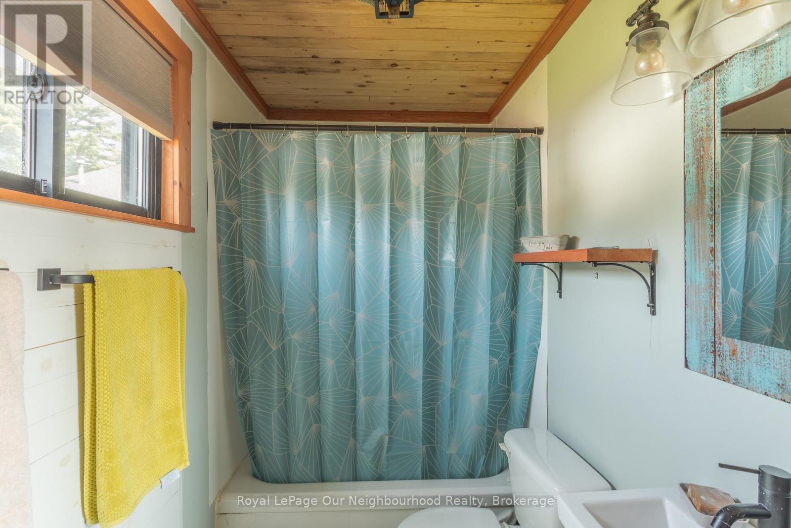 1010 Bala Falls Road, Muskoka Lakes, Ontario L0C 1A0 - Photo 28 - X12549116