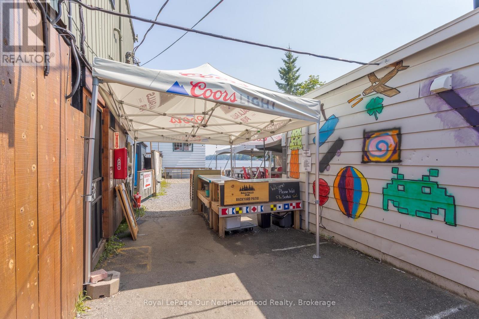 1010 Bala Falls Road, Muskoka Lakes, Ontario L0C 1A0 - Photo 7 - X12549116