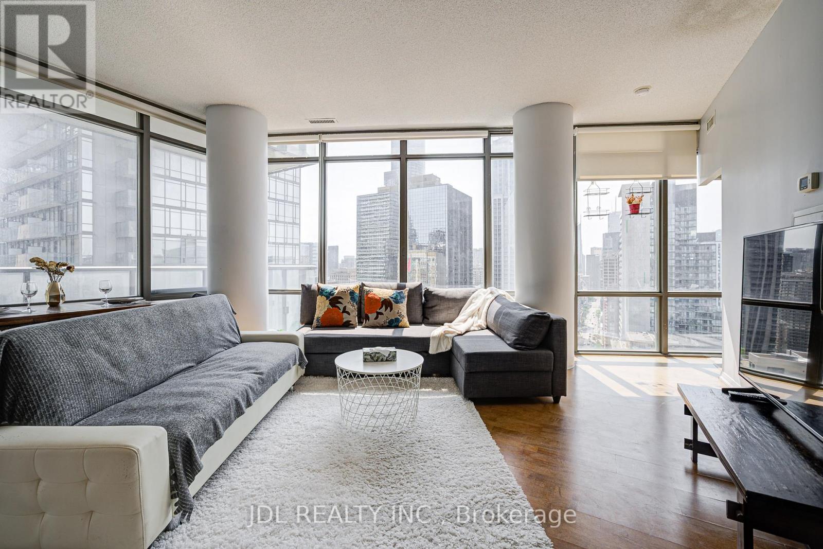 2208 - 832 Bay Street, Toronto, Ontario M5S 1Z6 - Photo 10 - C12549138