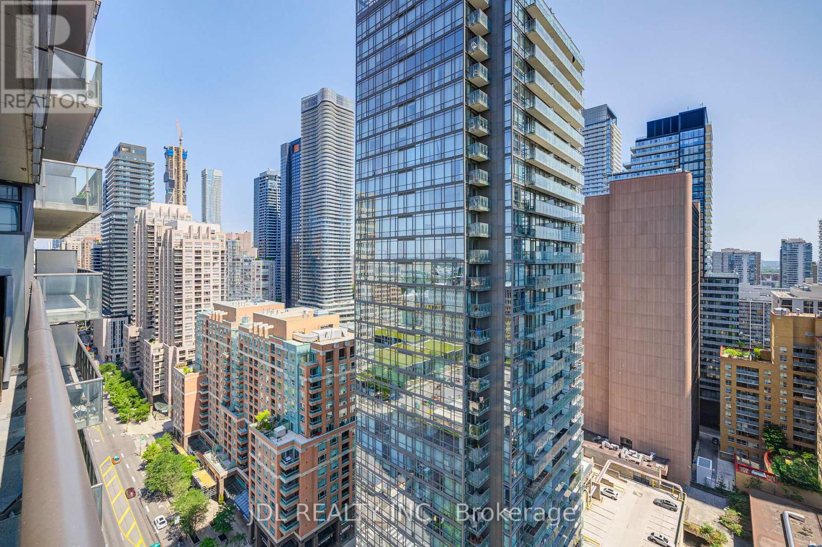 2208 - 832 Bay Street, Toronto, Ontario M5S 1Z6 - Photo 44 - C12549138