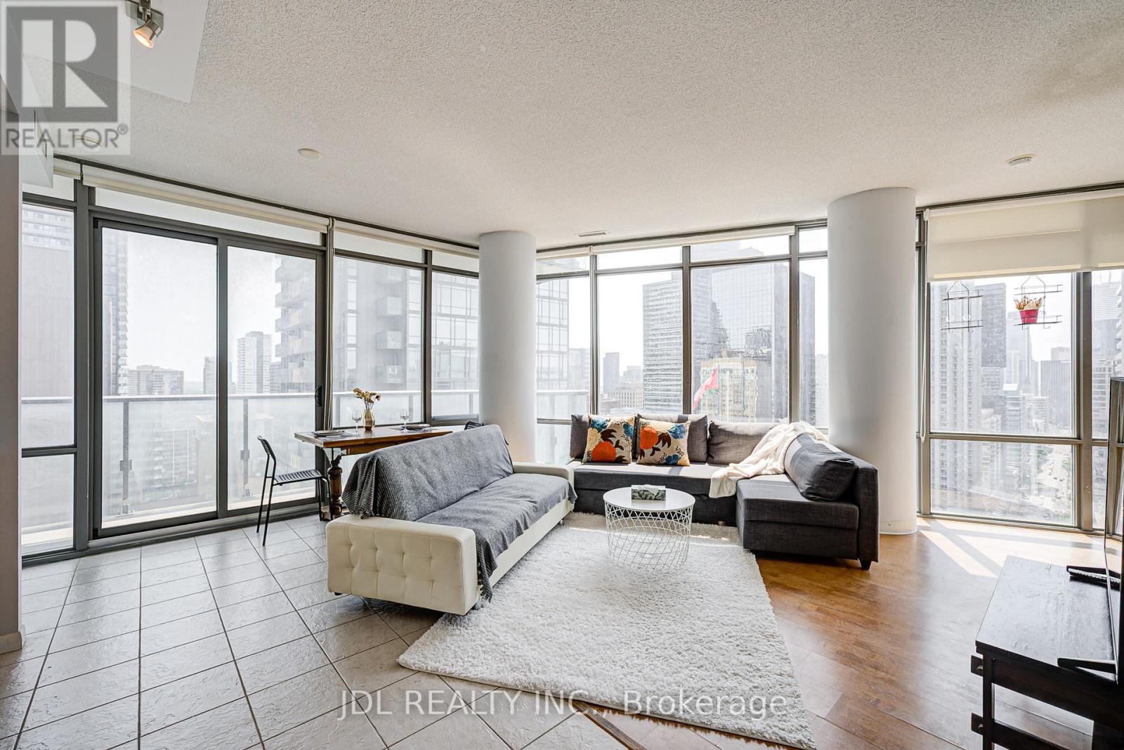 2208 - 832 Bay Street, Toronto, Ontario M5S 1Z6 - Photo 9 - C12549138