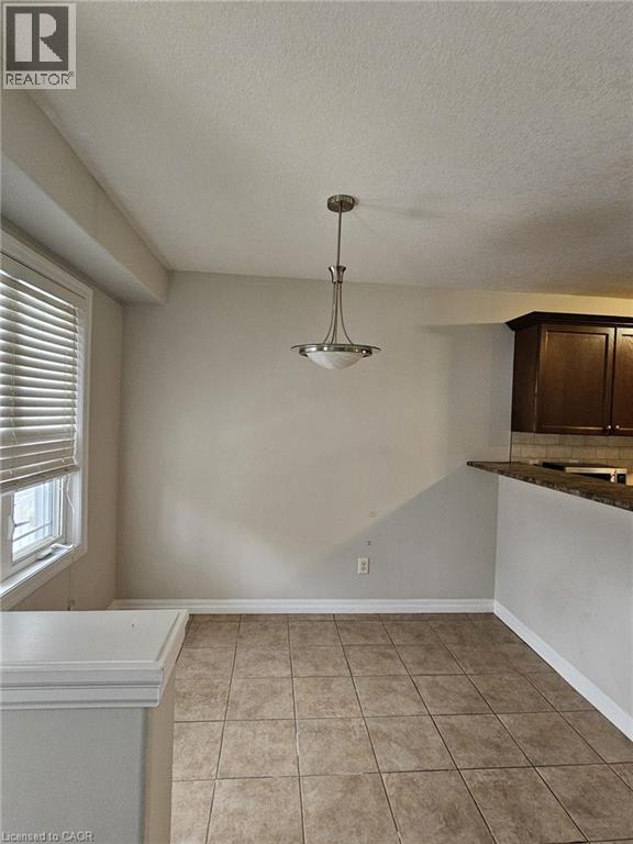 10 Foxglove Crescent Unit# 29, Kitchener, Ontario  N2E 0E1 - Photo 2 - 40788493