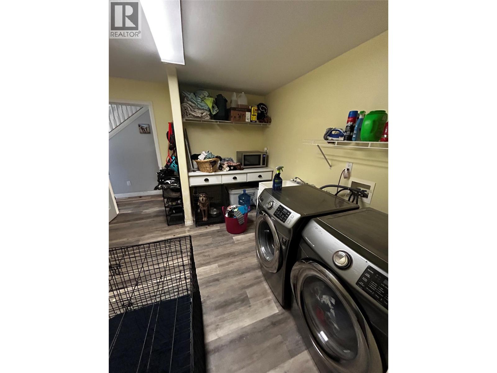 2024 Mountain View Avenue, Lumby, British Columbia  V0E 2G0 - Photo 38 - 10365369