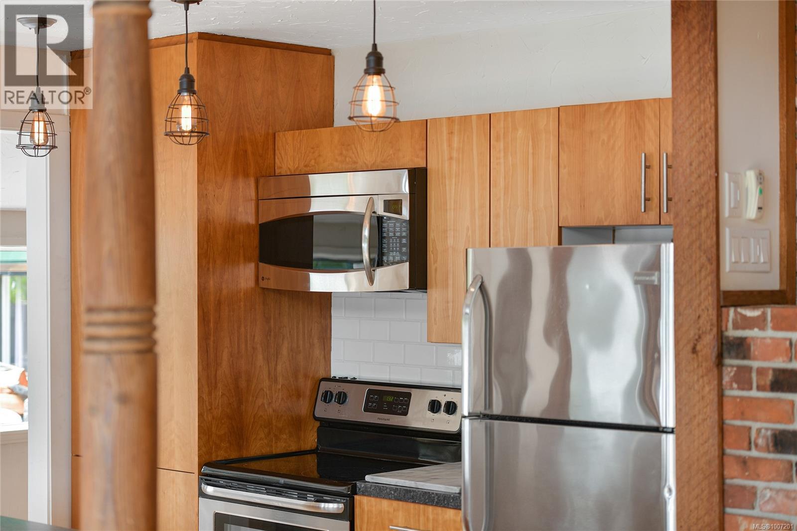 7815 Manatu Rd, Sooke, British Columbia  V9Z 0R4 - Photo 14 - 1007201