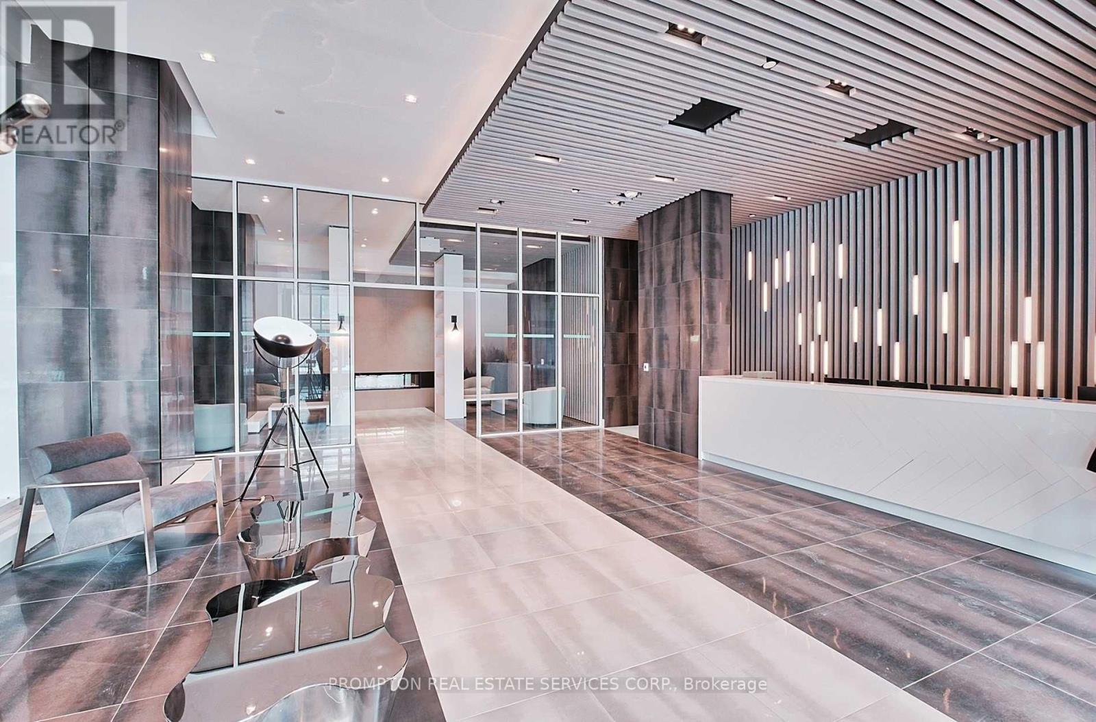 #1204 - 2481 Taunton Road, Oakville, Ontario L6H 3R7 - Photo 2 - W12549144