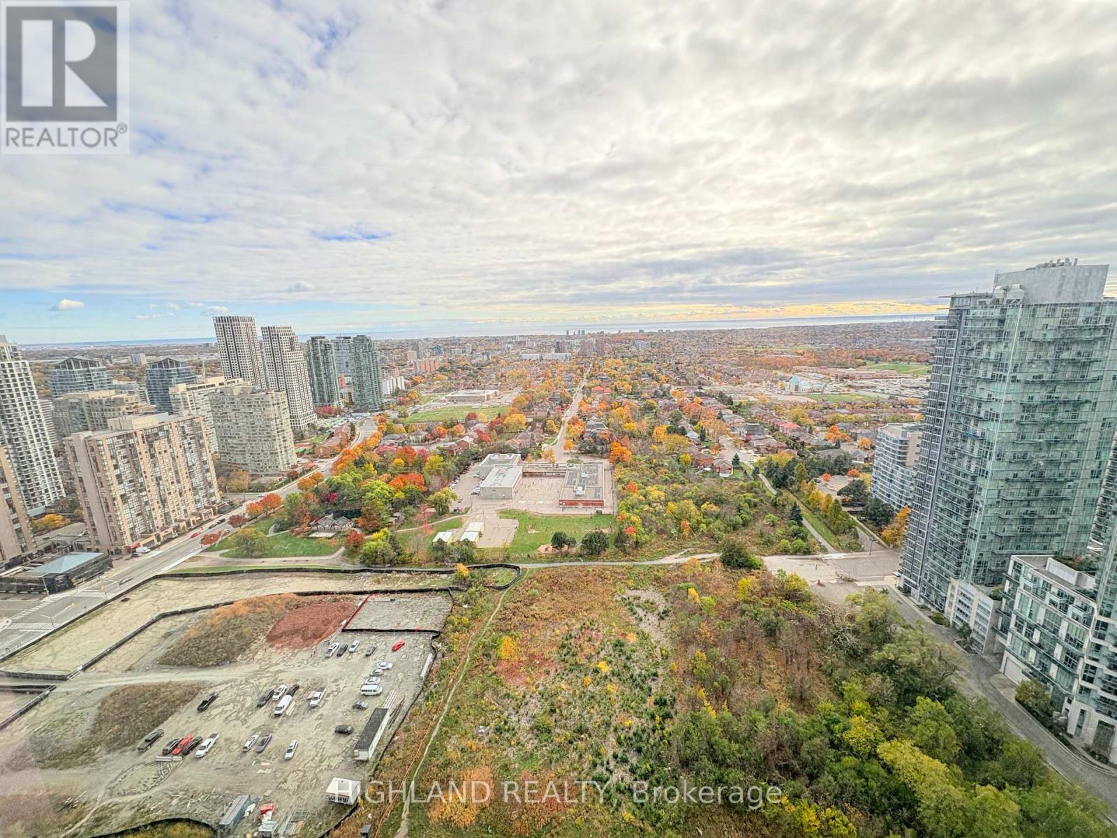 3303 - 4015 The Exchange, Mississauga, Ontario  L5B 0N9 - Photo 14 - W12549154